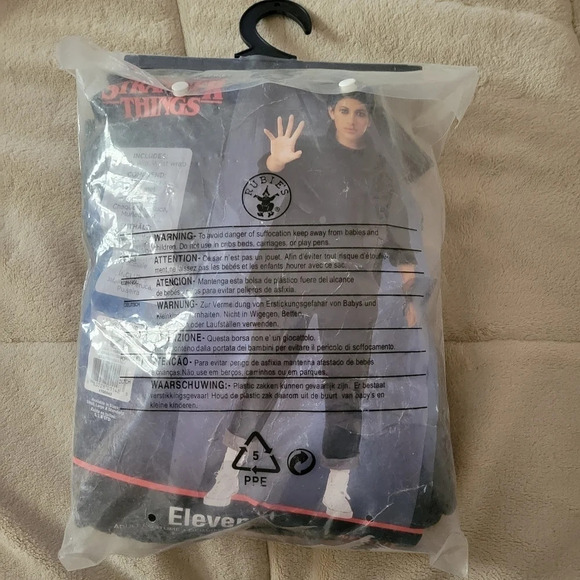 Stranger Things Eleven Punk  Cosplay Halloween Costume - Picture 6 of 7